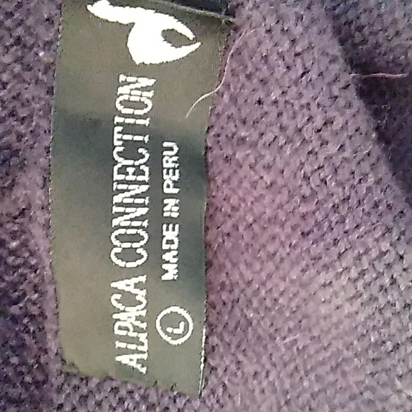 Women's Alpac Hooded Connection Sweater - Picture 7 of 7